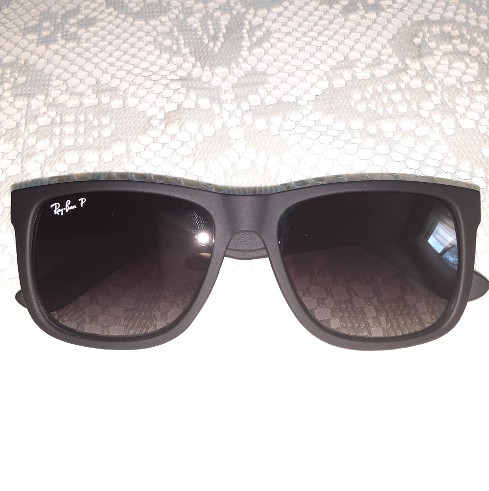 Ray-Ban Justin Polarized Sunglasses